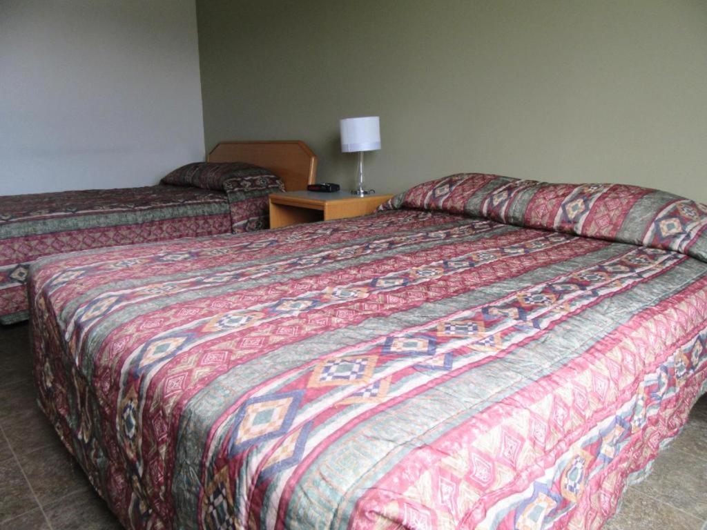 Providence Place Inn Порт-Харди Экстерьер фото